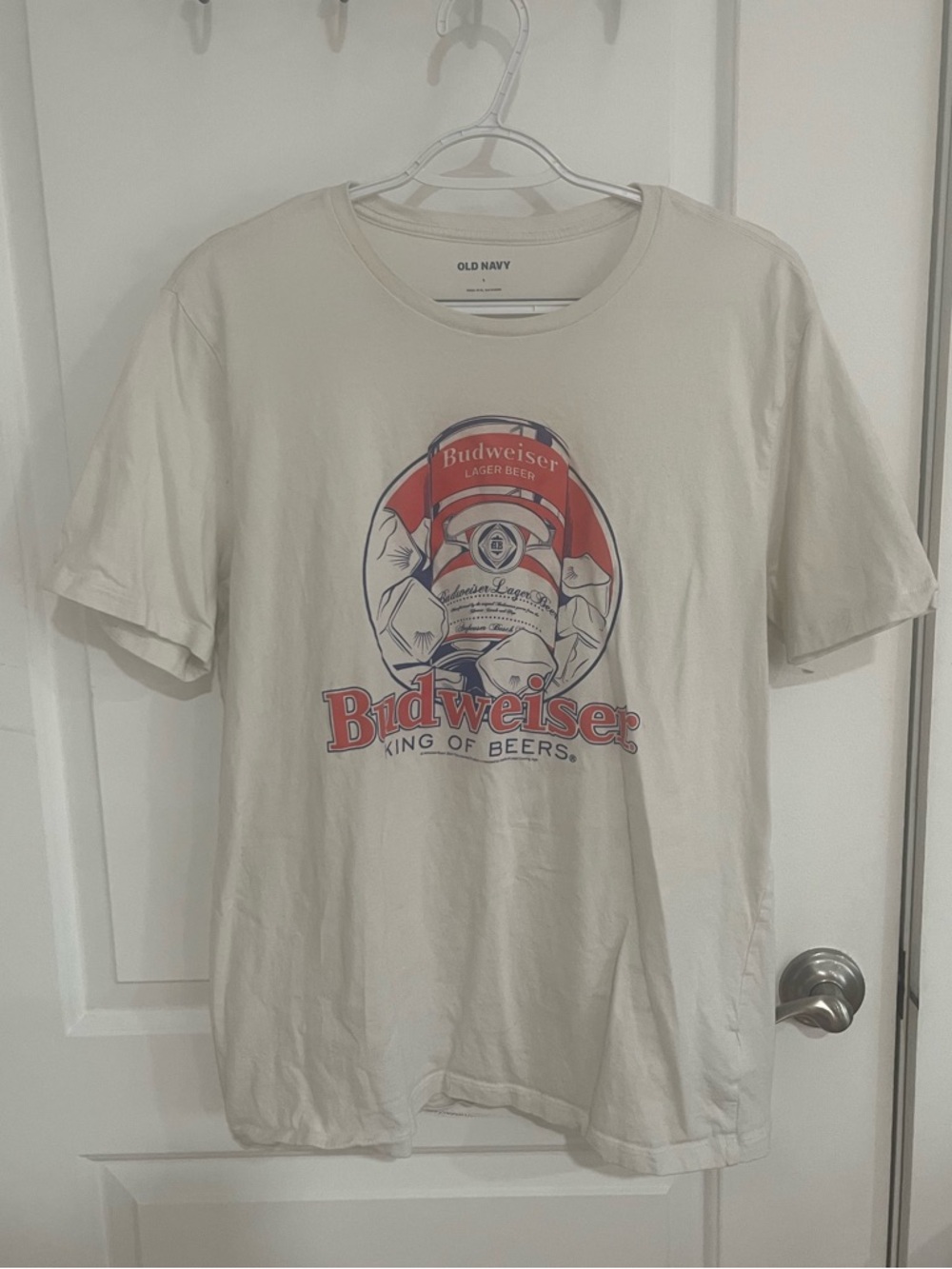 Old Navy Cream Short-Sleeve Budweiser Graphic Tee with Red Logo